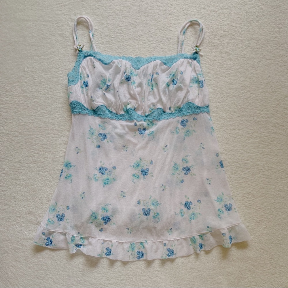 blue & white victoria secret floral milkmaid top🤍